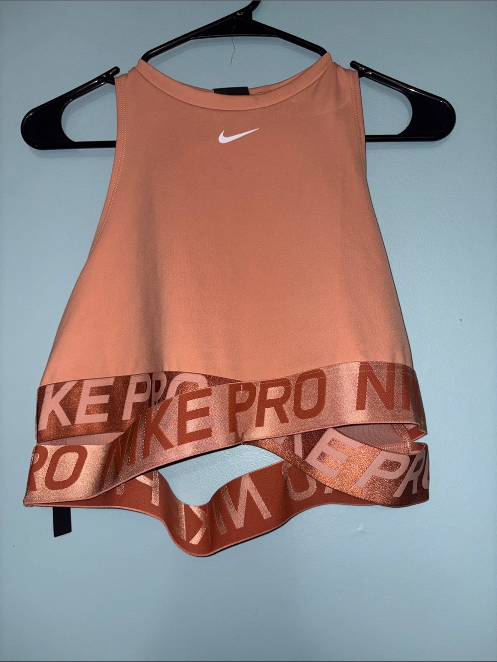 NWT XL Nike Peach High-Neck Cropped Training Tank/Sports Bra